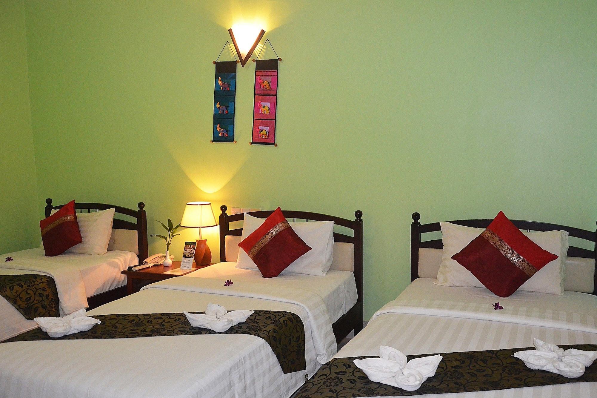 Parklane Hotel Siem Reap Dış mekan fotoğraf