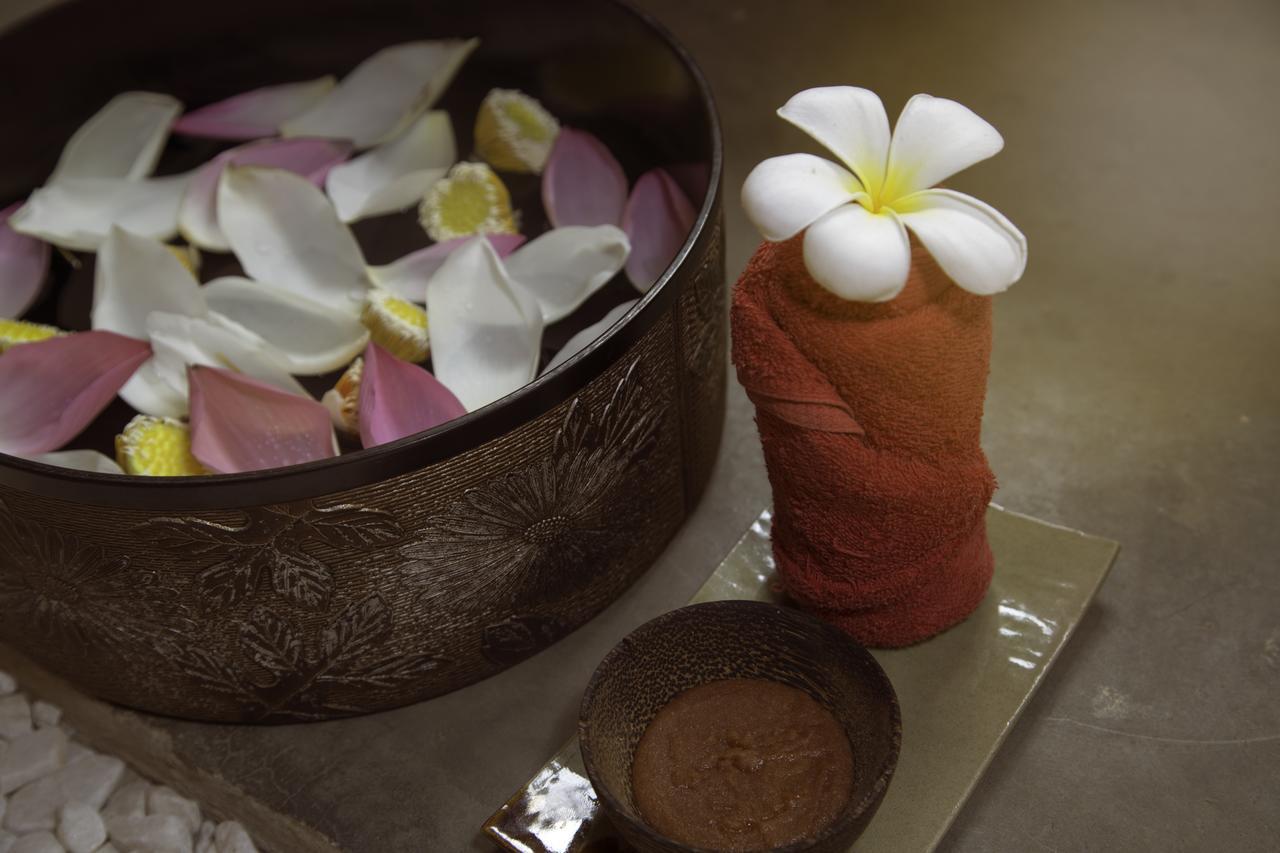 Parklane Hotel Siem Reap Dış mekan fotoğraf